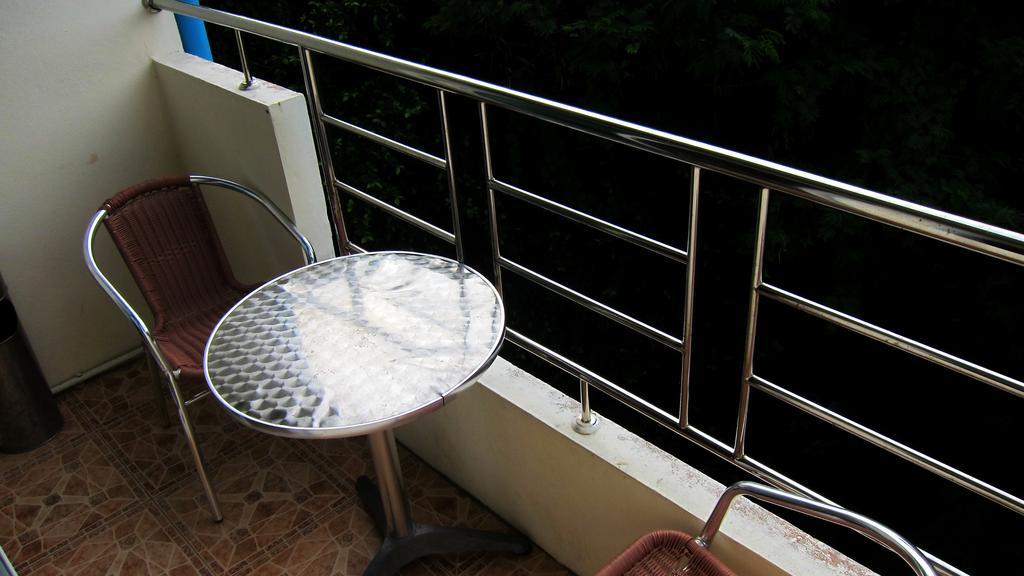 Samal Guesthouse Pattaya Exterior foto