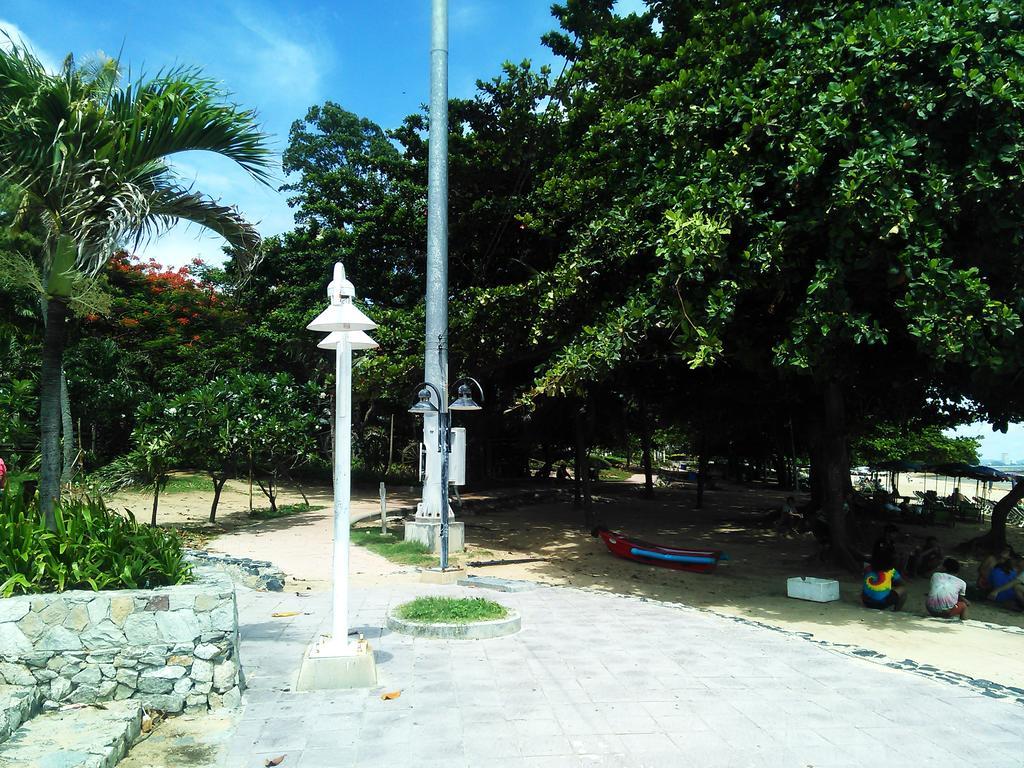 Samal Guesthouse Pattaya Exterior foto